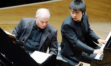 Daniel Barenboim und Lang Lang