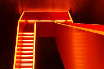 orangene Treppe, Treppenhaus im Ruhrmuseum Essen auf Zeche Zollverein