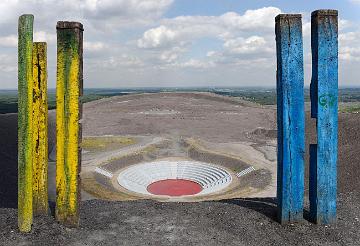 Halde Haniel, oberhalb des Bergwerkes Prosper-Haniel. Amphitheater, Bottrop, Ruhrgebiet (2)